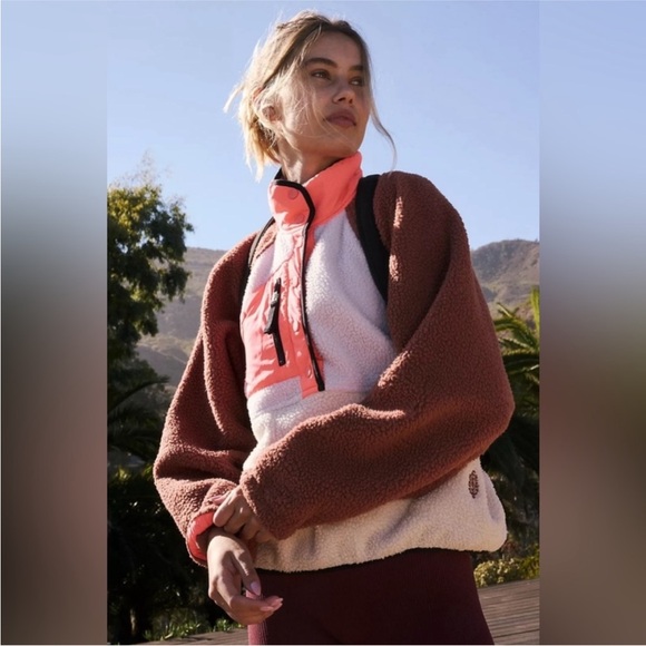 Fp Movement Hit The Slopes Colorblock Fleece Pullover - Picture 2 of 9